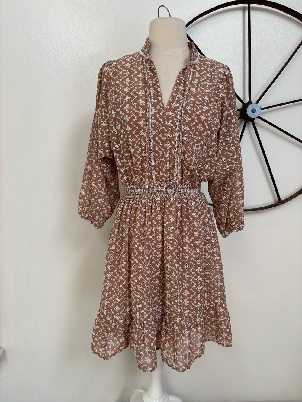 Shoshanna tan neutral eyelet sun dress 2 $465